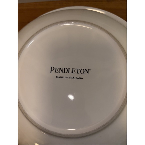 Pendleton Plates Harding Pattern 8" Set Of 4 - Picture 3 of 3